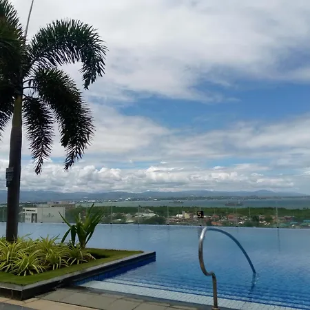 Mactan Newtown 8 Boulevard Deluxe Ocean View